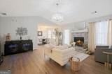 1528 Carriage Lane - Photo 4