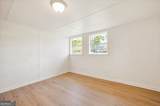 24 Sangster Road - Photo 15