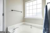 112 Knights Bridge - Photo 17