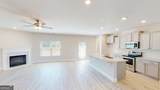 1100 Stiles Crossing - Photo 3