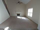 811 Hennepin Terrace - Photo 2