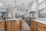 1041 Holts Ferry - Photo 17