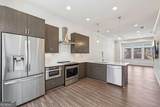 565 Broadview Place - Photo 9