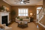 418 Flora  Ext Avenue - Photo 9