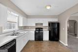 205 Pineknoll Court - Photo 11