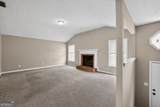 205 Pineknoll Court - Photo 7