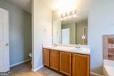 1382 Stoneleigh Way - Photo 38