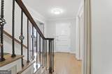 2037 Stoneleigh Drive - Photo 9