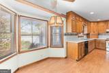 1070 Carpenter Lane - Photo 14