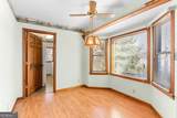 1070 Carpenter Lane - Photo 15