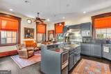 211 Charlton Street - Photo 15