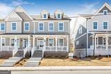 152 Palm Street - Photo 1