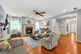 192 Village Square - Photo 19