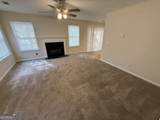 2035 Lakeside Circle - Photo 4