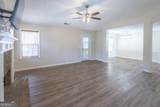 305 Bradford Court - Photo 10
