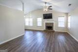 305 Bradford Court - Photo 11