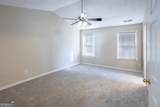 305 Bradford Court - Photo 15