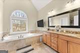 318 Waterford Circle - Photo 15