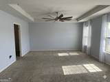637 Emporia Loop - Photo 8