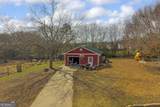 2299 Memorial Road - Photo 14