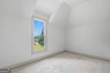 270 Windsor Drive - Photo 35