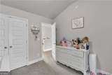 217 Oaklawn Park - Photo 35