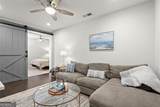 450 Ellis Avenue - Photo 43