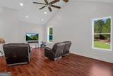 328 Windsor Road - Photo 15