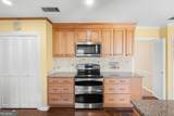 102 Windsor Way - Photo 15