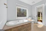 102 Windsor Way - Photo 36