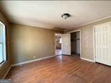 17 Collins Road - Photo 8