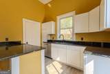 711 Davis Street - Photo 17