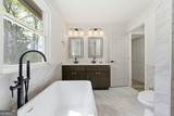 915 Walker Avenue - Photo 14