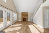3015 Bear Lane - Photo 18