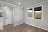 8935 Avonbrook Close - Photo 17