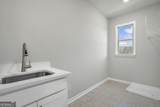8935 Avonbrook Close - Photo 32