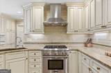 1386 Churchill Way - Photo 20
