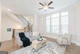 529 Broadview Place - Photo 16