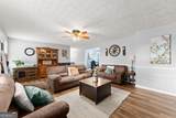 105 Pinewood Place - Photo 9