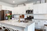 929 Daylilly Hill - Photo 18