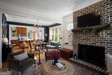 435 Walton Street - Photo 10