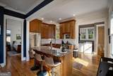435 Walton Street - Photo 15