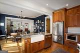 435 Walton Street - Photo 16