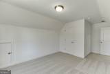 929 Lakeview - Photo 29