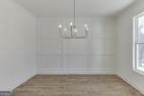 929 Lakeview - Photo 5
