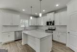 929 Lakeview - Photo 8