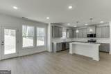997 Lakeview - Photo 14