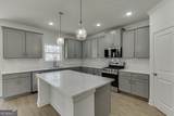 997 Lakeview - Photo 8