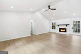 324 Hill Crest Circle - Photo 11