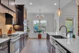 424 Rustic Live Oak Trail - Photo 17